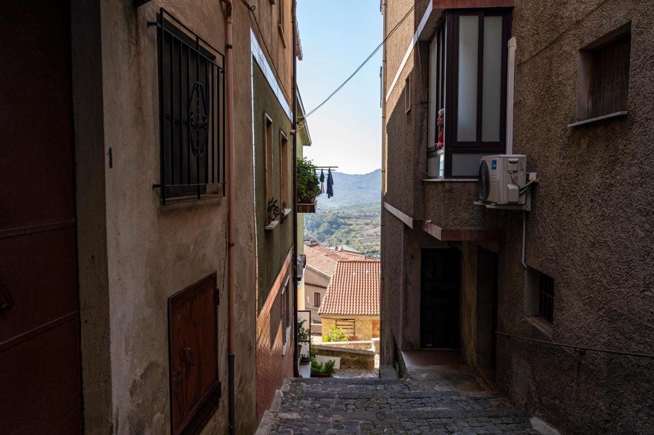 Piazza Laurino Apartments Basic Excursions Alto Cilento Pellegrinaggio Giubilare Exterior foto